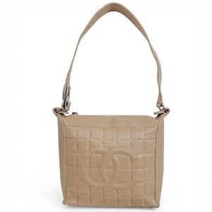 CHANEL Beige CC Logo Chocolate Bar Quilted Lamb Skin Shoulder Bag